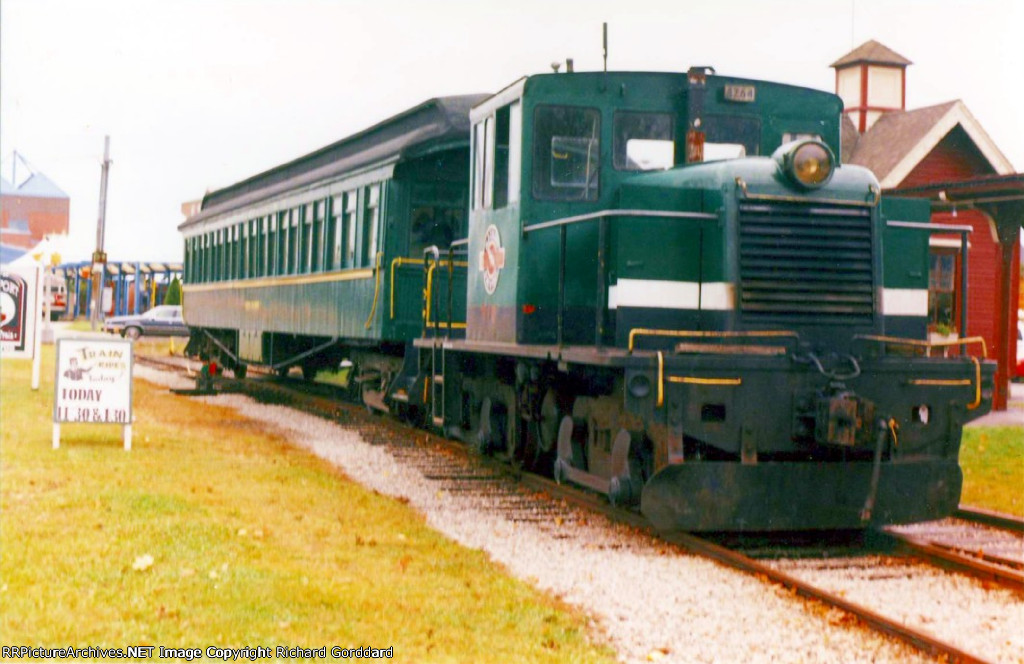 OC&N Passenger Train on a cold April Day